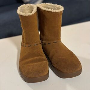 Sanuk Brown Suede Women's Boots